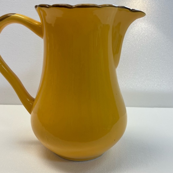 Yellow Pitcher - Picture 2 of 5